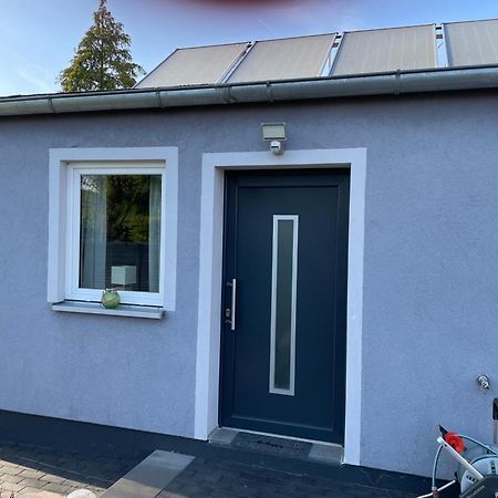 Ferienwohnung Mit Fussbodenheizung Nahe Messe, Gratis Parkplatz Und Abstellplatz E - Bike Hanóver Exterior foto